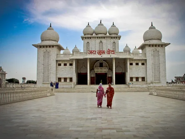 Jai Gurudev Mandir, Mathura